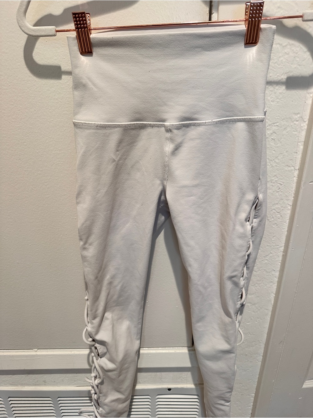 ALO Yoga White High-Waist Lace-Up Leggings